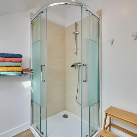 Le Laizon 2 By Interhome Croissanville